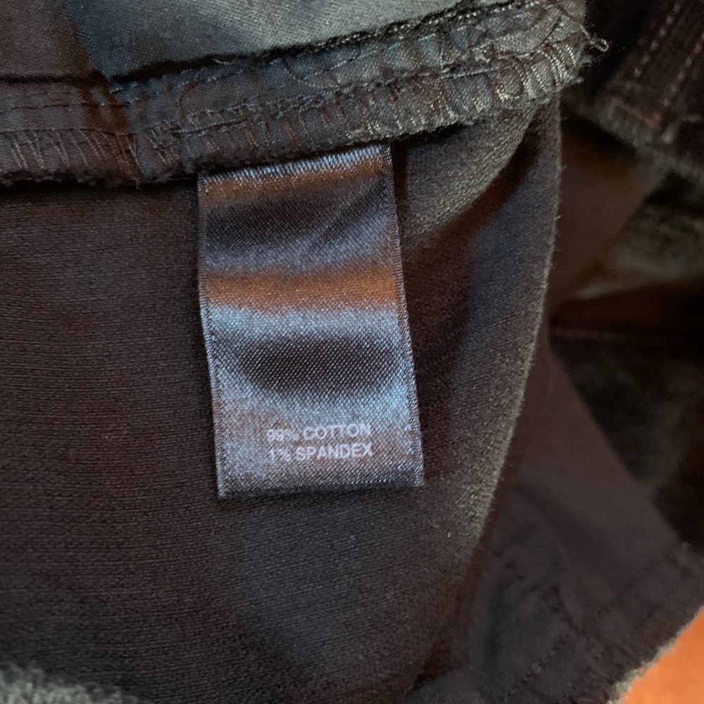 White House Black Market // EUC corduroy skirt - Picture 15 of 15